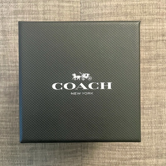 Coach White Grand Dial Logo Leather/Canvas Strap Women's Wrist Watch - Picture 3 of 7